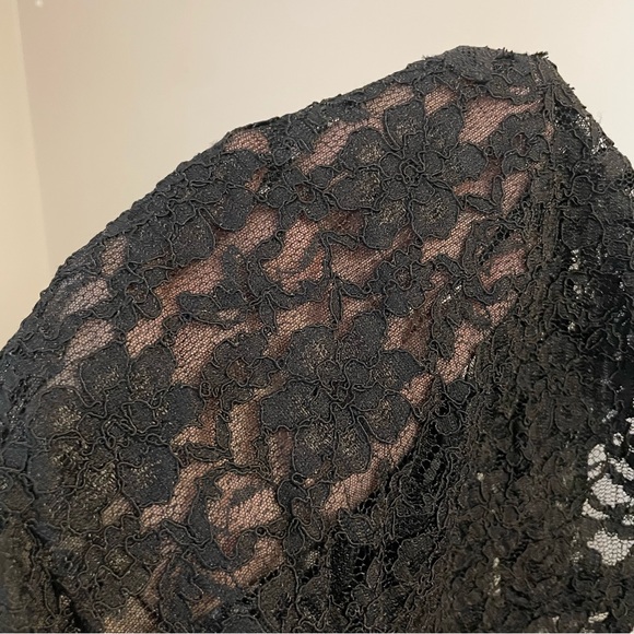 Y2K Vintage black lace Moda International halter top - Picture 8 of 14